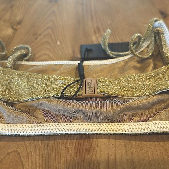 TRIANGL MICA CHEEKY GOLD SET NO BAG NEW WITH TAGS - Picture 6 of 8